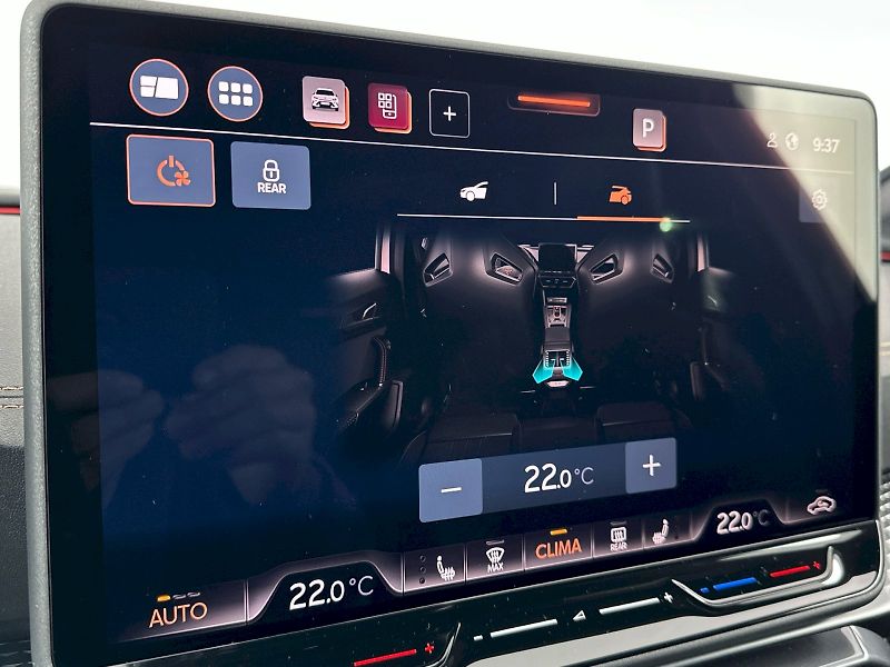 Cupra Formentor (2026) 2.0 TSI 150kW 4x4 DSG - fotka 21 z 34