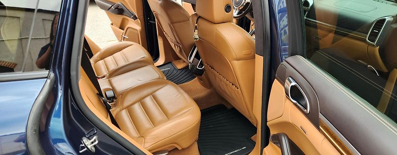 Porsche Cayenne (2012) 4.8 GTS 309KW PANORAMA - fotka 18 z 55