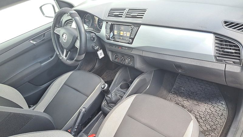 Škoda Fabia (2018) Combi Ambition 1,4 TDI 66 kW - fotka 14 z 23