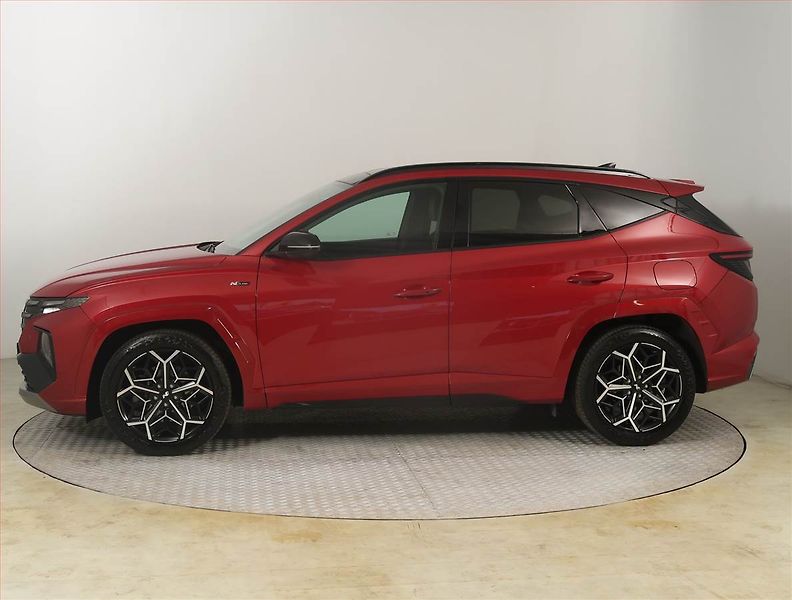Hyundai Tucson (2022) N-Line 1.6 T-GDI 48V MHEV - fotka 3 z 34