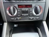 Audi A3 (2006) 1.6i, AC, výhřev.sed - náhled 13