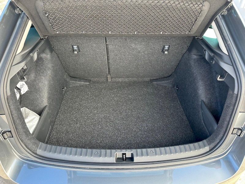 Škoda Scala (2025) 1,0 TSI / 85 KW / Top Selectio - fotka 10 z 30