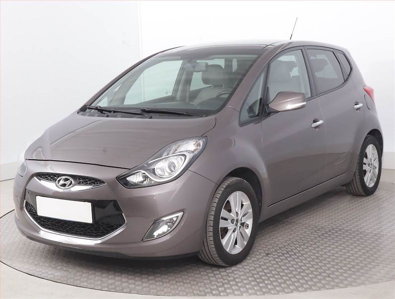 Hyundai ix20 (2014) 1.6 CVVT, Serv.kniha, Kůže - fotka 2 z 16