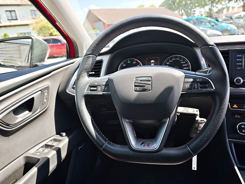 Seat Leon (2014) FR 1,4 TSI 90 Kw - fotka 22 z 37