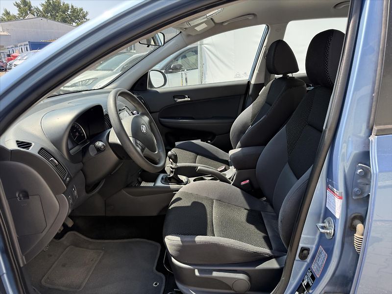 Hyundai i30 1,4 Trikolor - fotka 7 z 11
