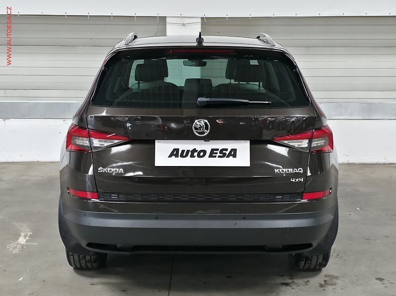 Škoda Kodiaq (2017) 2.0 TDi 4x4, 7míst, ČR - fotka 5 z 18