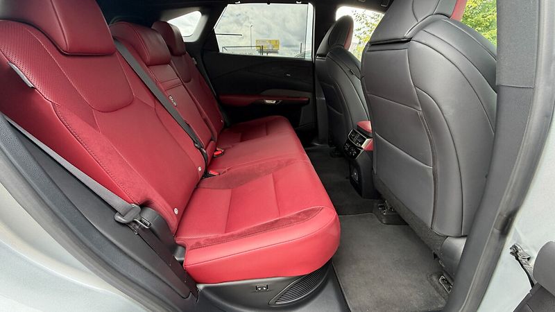 Lexus RX 500h 500H 2,4 HEV F SPORT PLUS - fotka 17 z 25