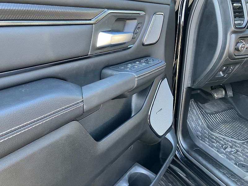 Dodge RAM (2025) 3.0 I6 426k REBEL PREMIUM EDIT - fotka 26 z 77