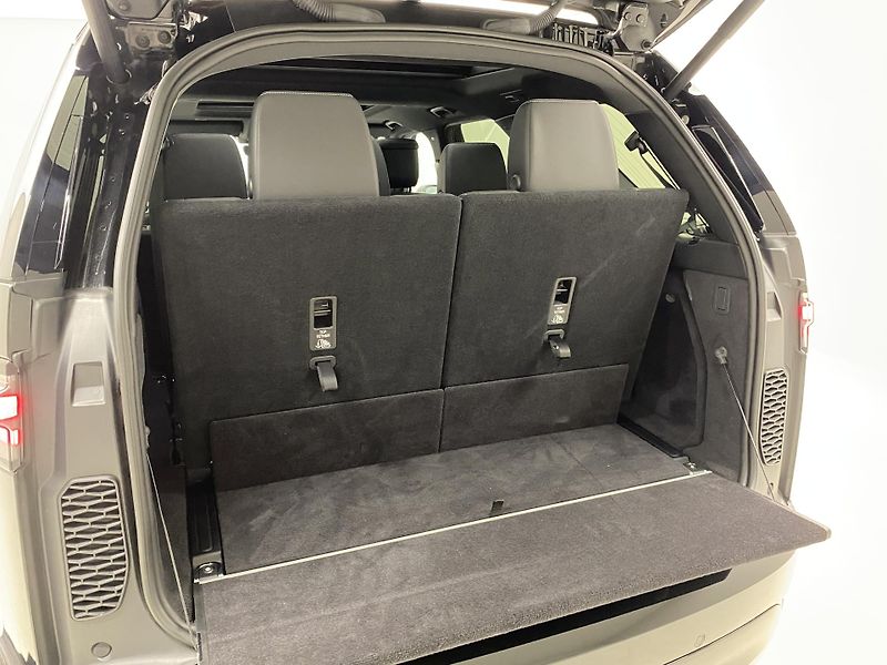Land Rover Discovery P360 R-DYNAMIC SE AWD - fotka 18 z 42