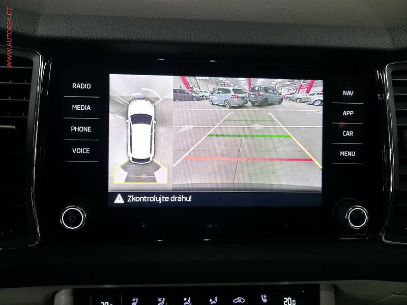 Škoda Kodiaq (2017) 2.0 TDi 4x4, 7míst, ČR - fotka 16 z 18