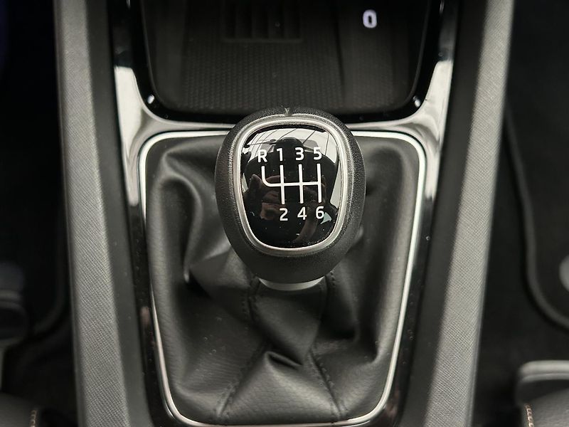 Škoda Octavia 2.0 TDI Top selection - fotka 14 z 30