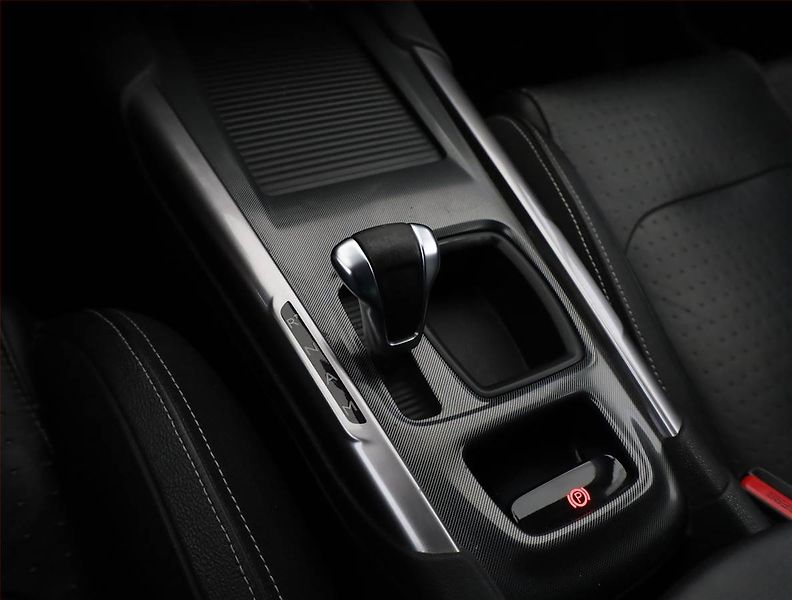 Citroën C4 (2011) 1.6 HDi, Automat, Serv.kniha - fotka 14 z 17