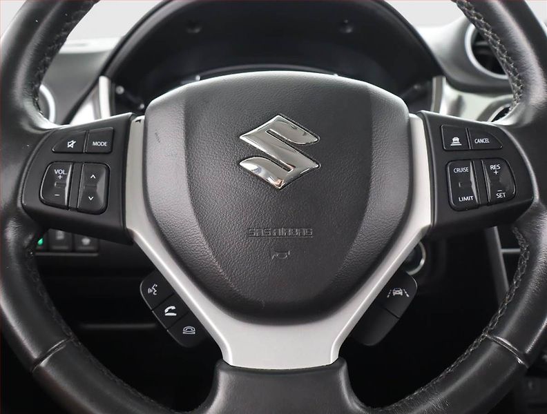 Suzuki Vitara (2020) Elegance 1.4 BoosterJet, LPG - fotka 15 z 20