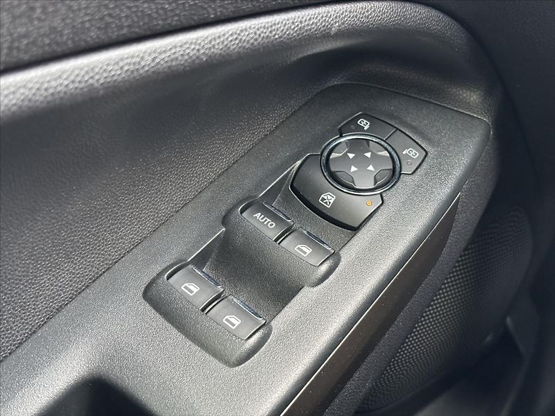 Ford EcoSport 1,0 EB Comfort 1.ČR 2xPNEU - fotka 22 z 29