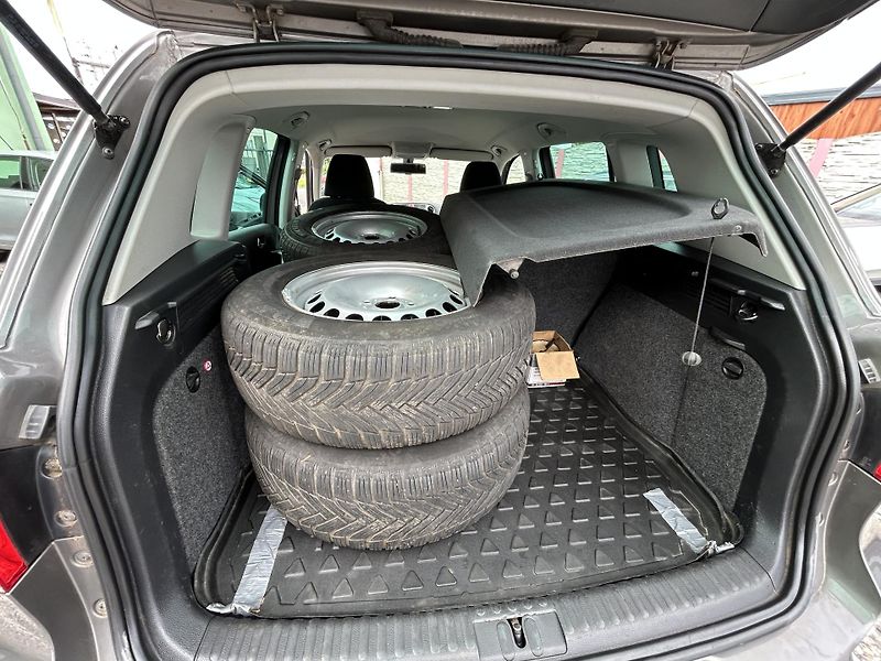 Volkswagen Tiguan (2009) 1.4 TSi 110 KW 4x4 - fotka 15 z 34
