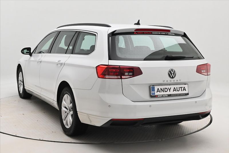 Volkswagen Passat 2,0 TDI 110 kW DSG Business Zá - fotka 7 z 31