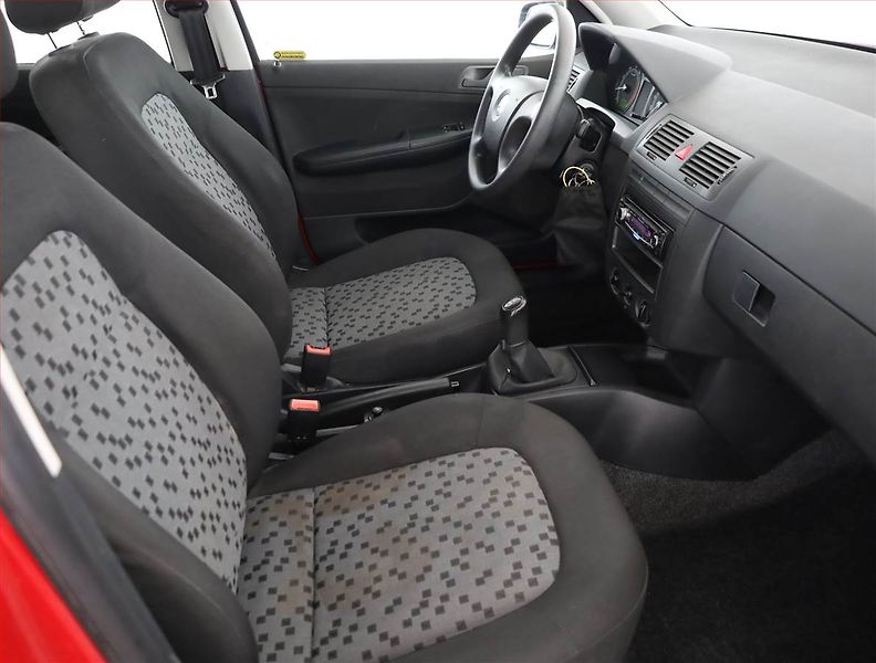 Škoda Fabia (2005) 1.2, po STK, udržované - fotka 7 z 14