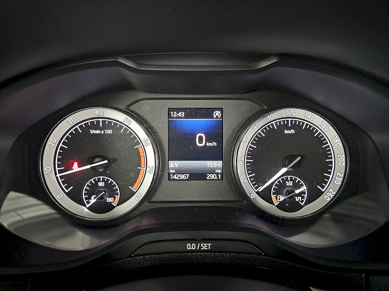Škoda Karoq (2019) 1.5TSI 110KW AMBITION - fotka 11 z 30