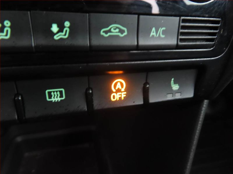 Škoda Rapid (2017) Monte Carlo 1.0 TSI - fotka 19 z 21