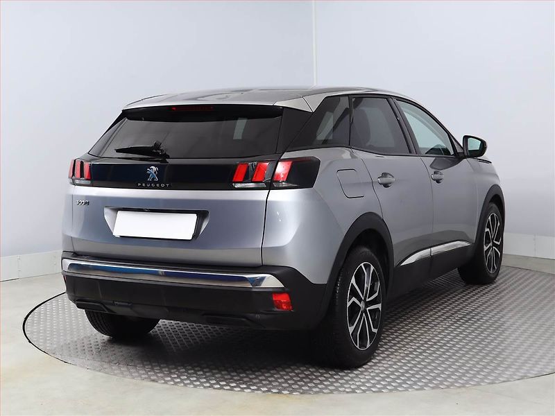 Peugeot 3008 (2017) 1.6 BlueHDi, Automat - fotka 5 z 19
