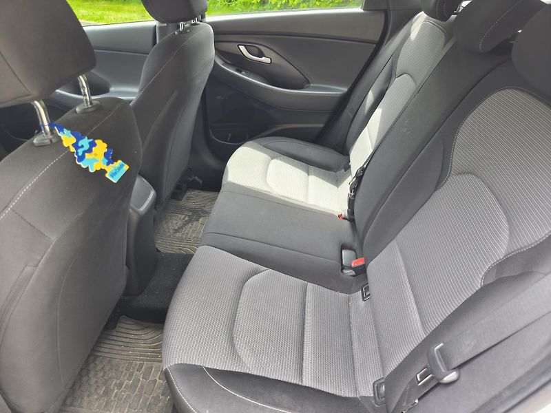 Hyundai i30 1.0 T -Gdi 88Kw Kombi - fotka 23 z 26