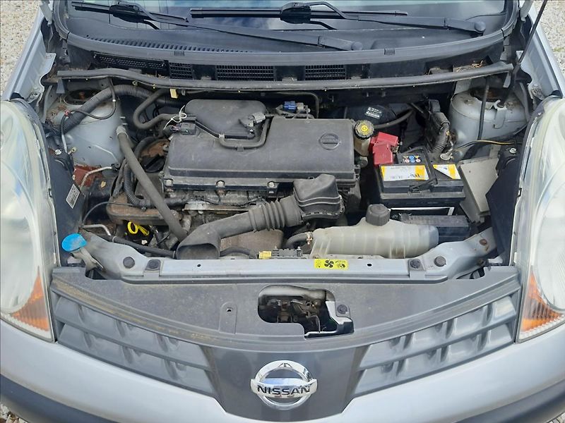 Nissan Note 1,4 i - fotka 35 z 41