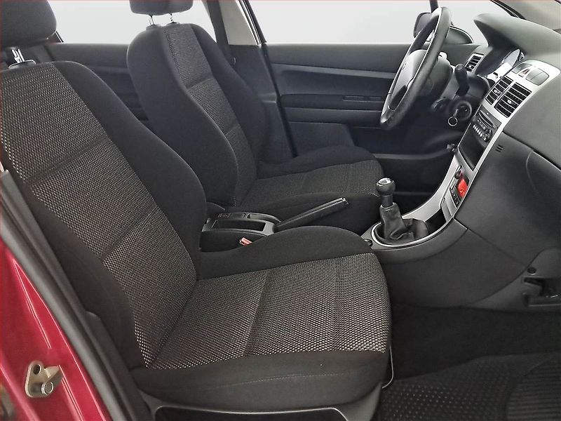 Peugeot 307 (2008) 1.6 HDi, po STK, servisované - fotka 9 z 15
