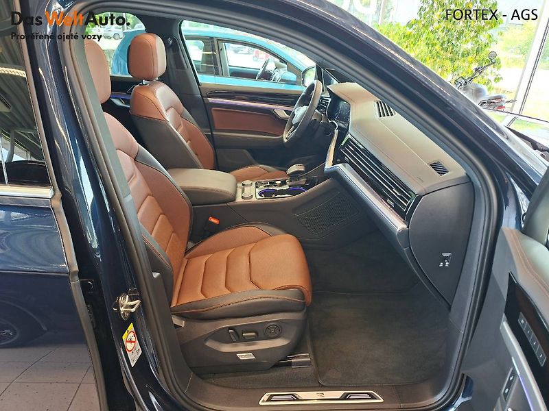 Volkswagen Touareg (2025) R-Line,V6 3.0 TDI,210kW,Prodl. - fotka 17 z 34