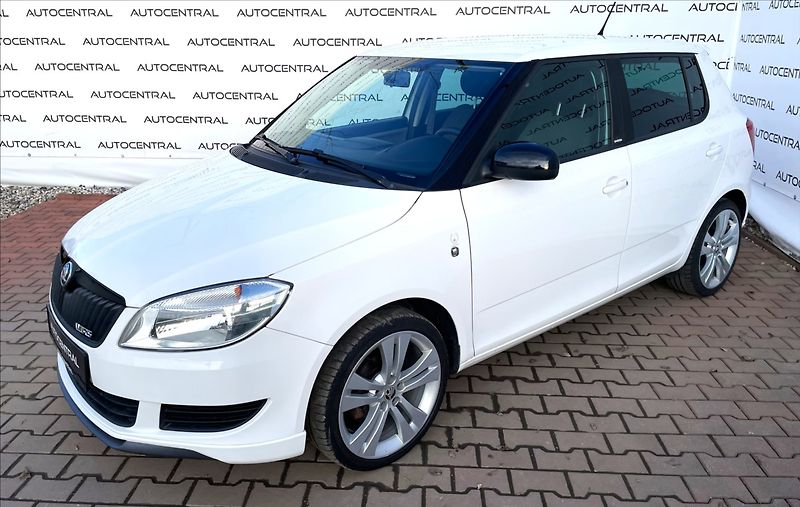 Škoda Fabia 1,2 TSI 63kw klima po servisu - fotka 4 z 21
