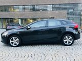 Volvo V40 2.0i MANUÁL 1.MAJITEL SENZORY - náhled 18
