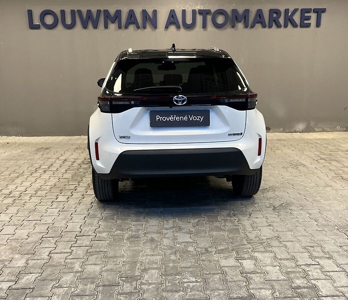 Toyota Yaris Cross EXECUTIVE - fotka 16 z 18