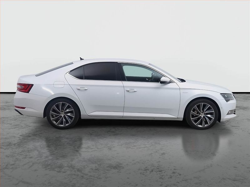 Škoda Superb (2016) Laurin&Klement 2.0 TDI - fotka 6 z 16