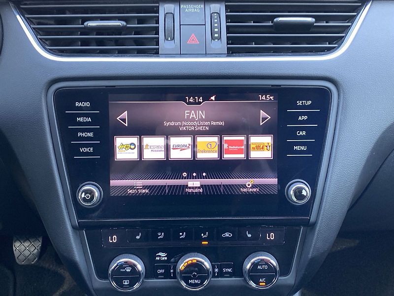 Škoda Octavia (2019) Combi 1.5 TSI Style - fotka 13 z 31