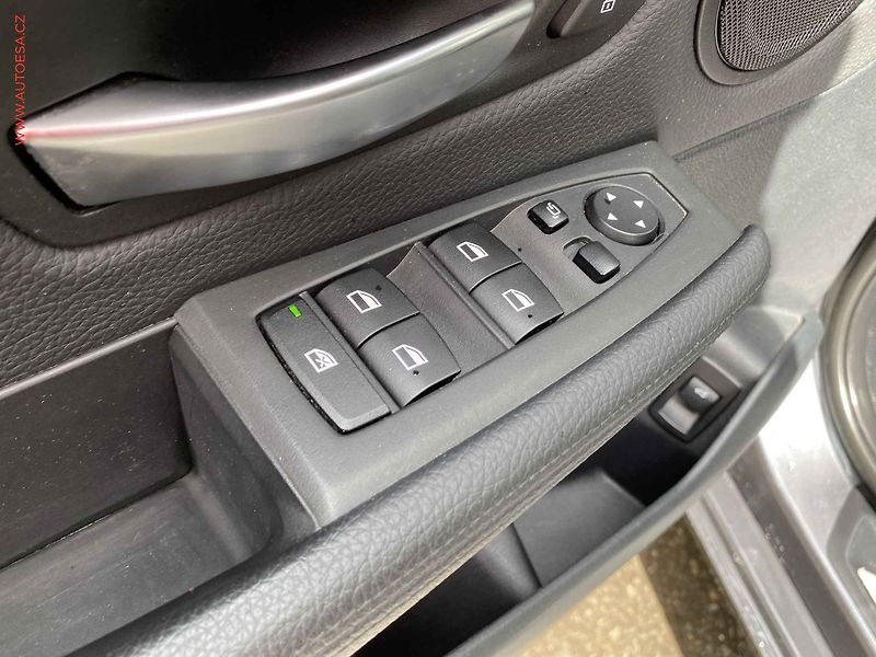 BMW Řada 2 (2016) 2.0 i 220 i, Sport Line, AT - fotka 14 z 21