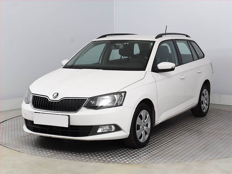 Škoda Fabia (2017) Ambition 1.4 TDI, Serv.kniha - fotka 2 z 10
