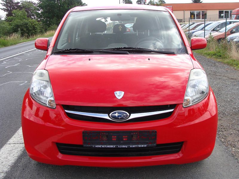 Subaru Justy 1.0i - fotka 9 z 25