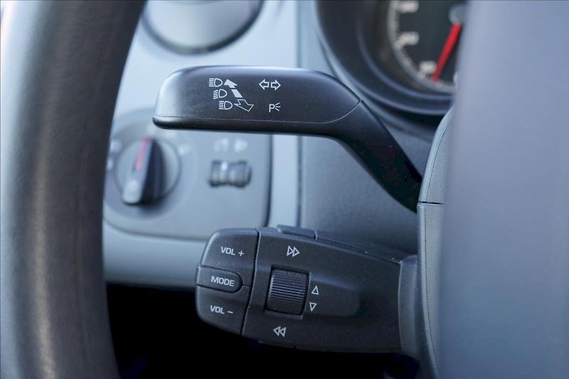Seat Ibiza (2014) TSI 77 kW Reference - fotka 18 z 25