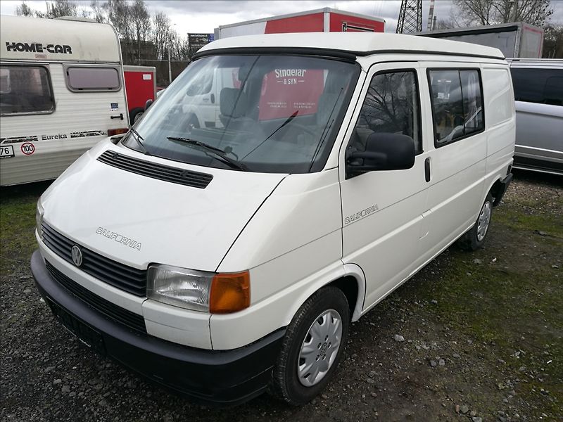 Volkswagen D California   2,4 - fotka 1 z 20