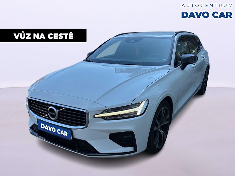 Volvo V60 2,0 T5 184kW Drive-E R-Design - fotka 2 z 12