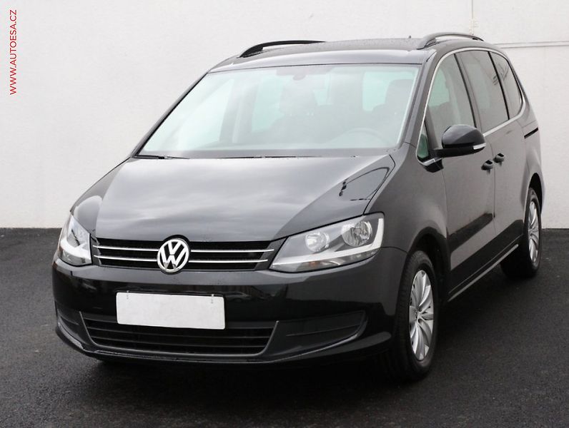 Volkswagen Sharan (2012) 2.0 TDi, Highline, DSG - fotka 3 z 3