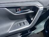 Toyota RAV4 2,5 Hybrid Comfort 4WD AT - náhled 11