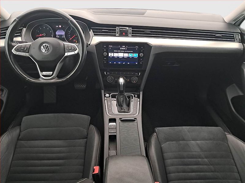 Volkswagen Passat (2020) Comfortline 2.0 TSI - fotka 8 z 18