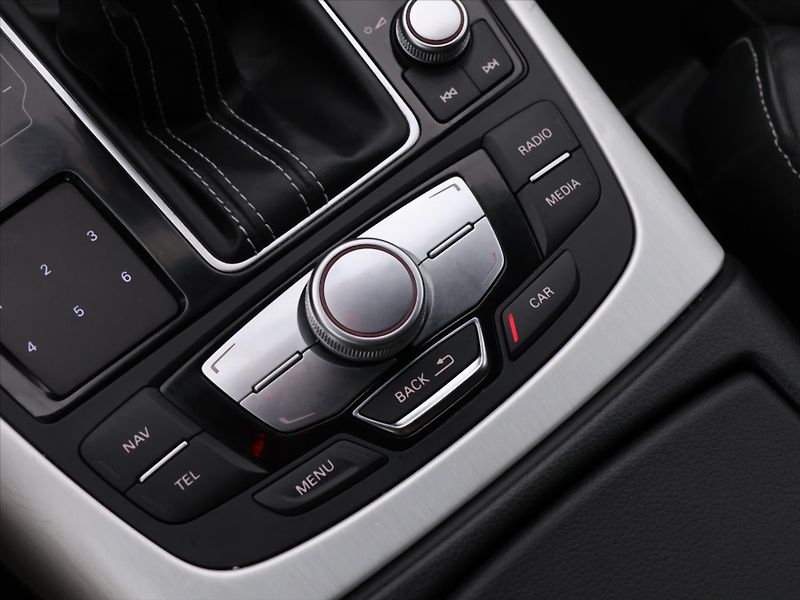 Audi A7 3,0 TDI 200kW Quattro S-Tronic - fotka 27 z 37