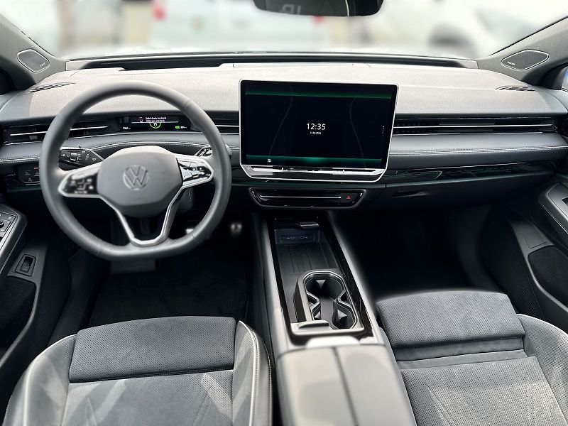 Volkswagen ID.7 Tourer (2025) 210 kW Pro S People - fotka 5 z 33