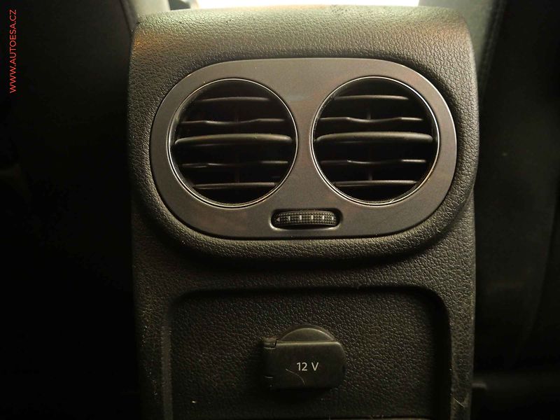 Volkswagen Tiguan (2012) 1.4 TSI, Bixen, panor. - fotka 21 z 21