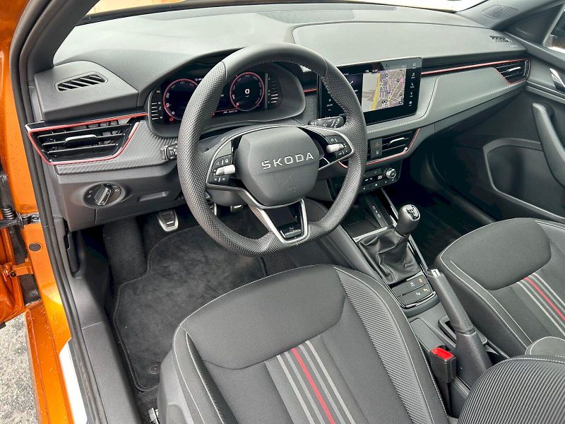 Škoda Kamiq (2025) Monte Carlo 1.5 TSI 110 kW - fotka 15 z 34