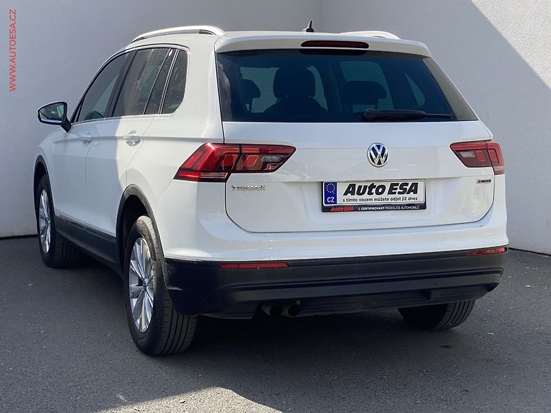 Volkswagen Tiguan (2018) 2.0 TSi 4x4, ČR, DSG - fotka 6 z 21
