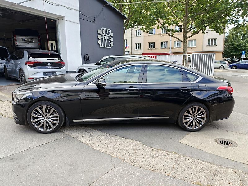 Hyundai Genesis V6 GDi 3,8 HTrac CZ,1 maj - fotka 10 z 37