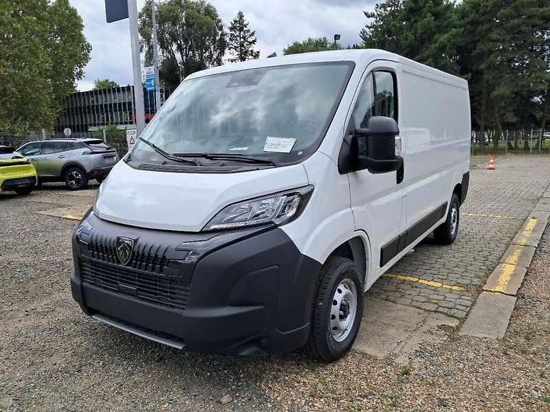 Peugeot Boxer Furgon 3000 L2H1 BlueHDi 120k - fotka 1 z 10