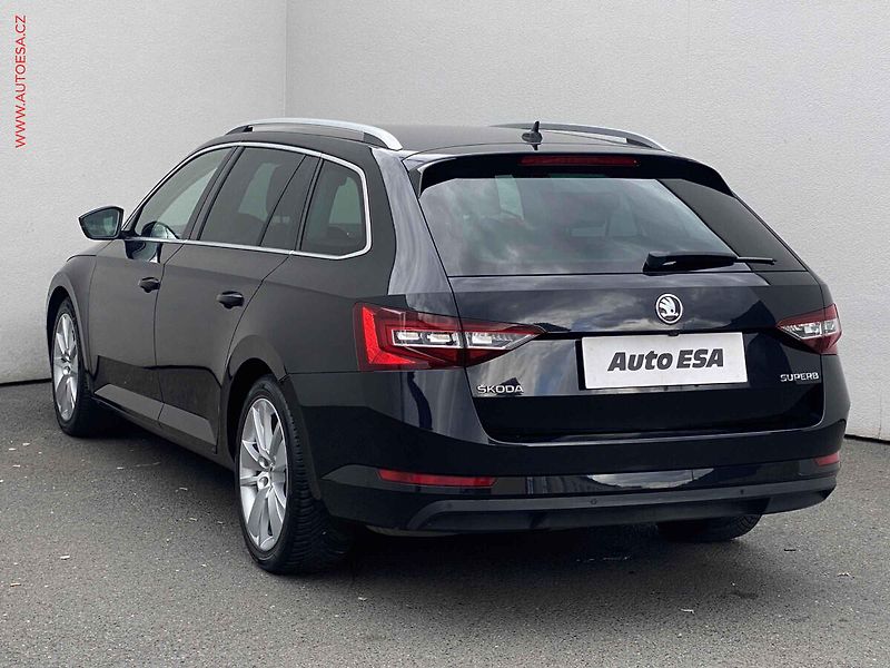 Škoda Superb (2016) 2.0 TDi, Style, DSG, bixen - fotka 6 z 19